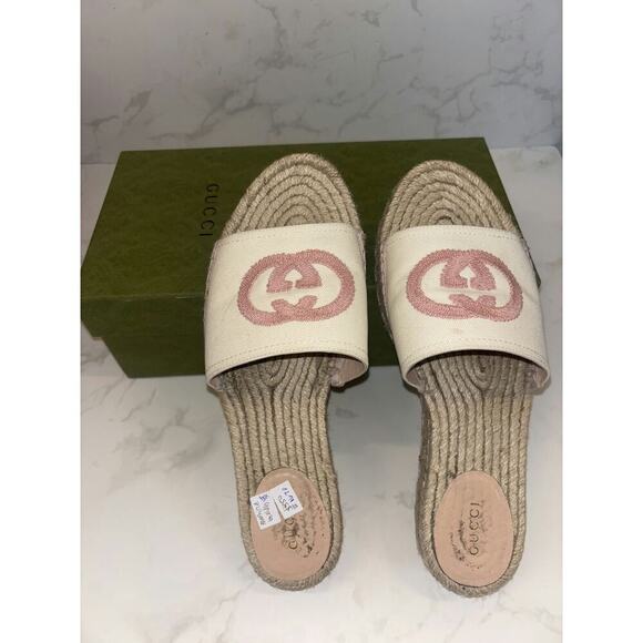 Gucci Espadrille Slides in Cream with Pink Logo - Picture 1 of 5